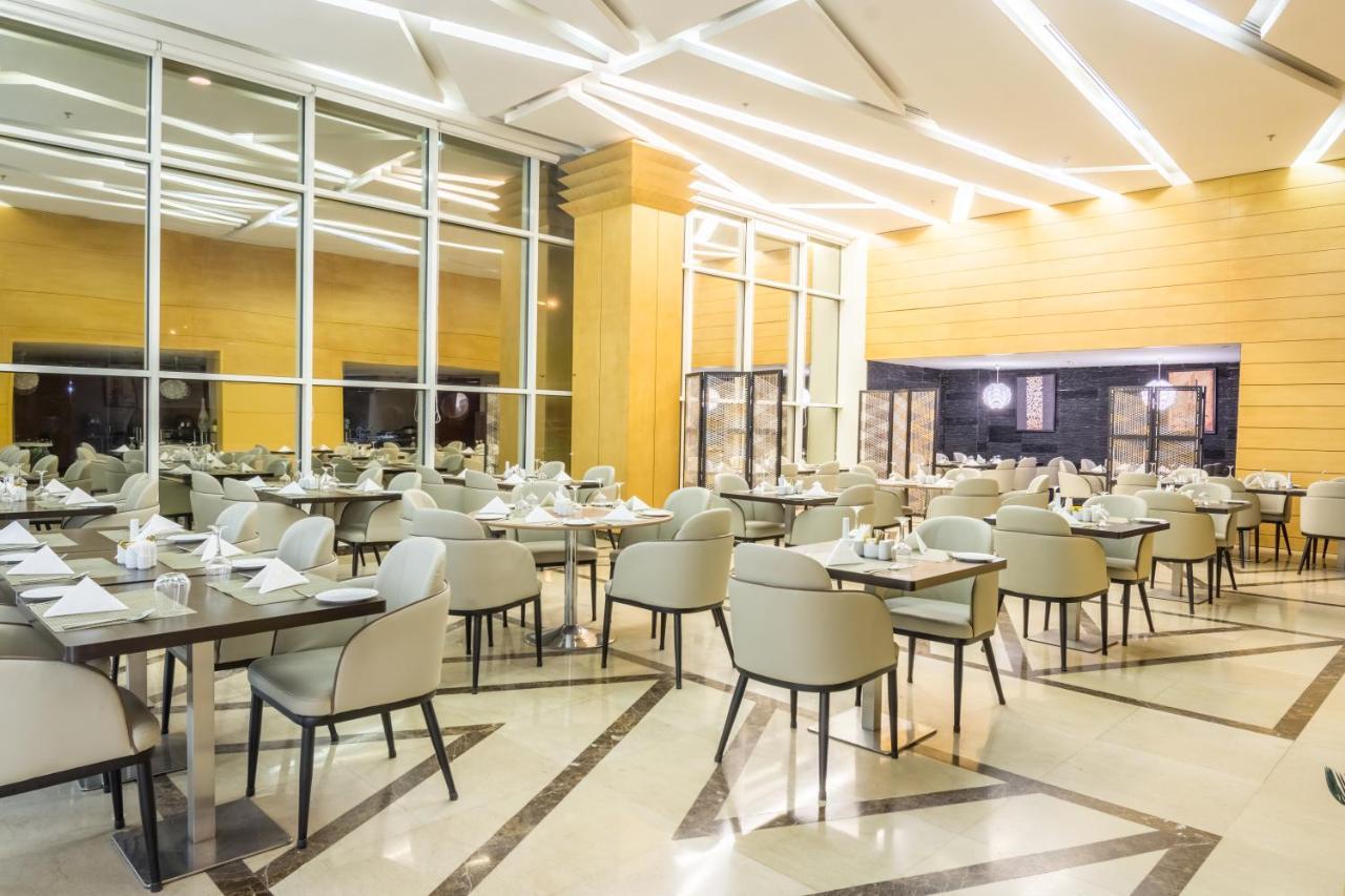 Hotel Grand Plaza - Dhabab 4*